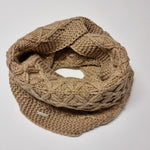 seeberger beige knit loop scarf