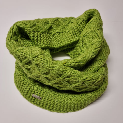 seeberger green loop scarf
