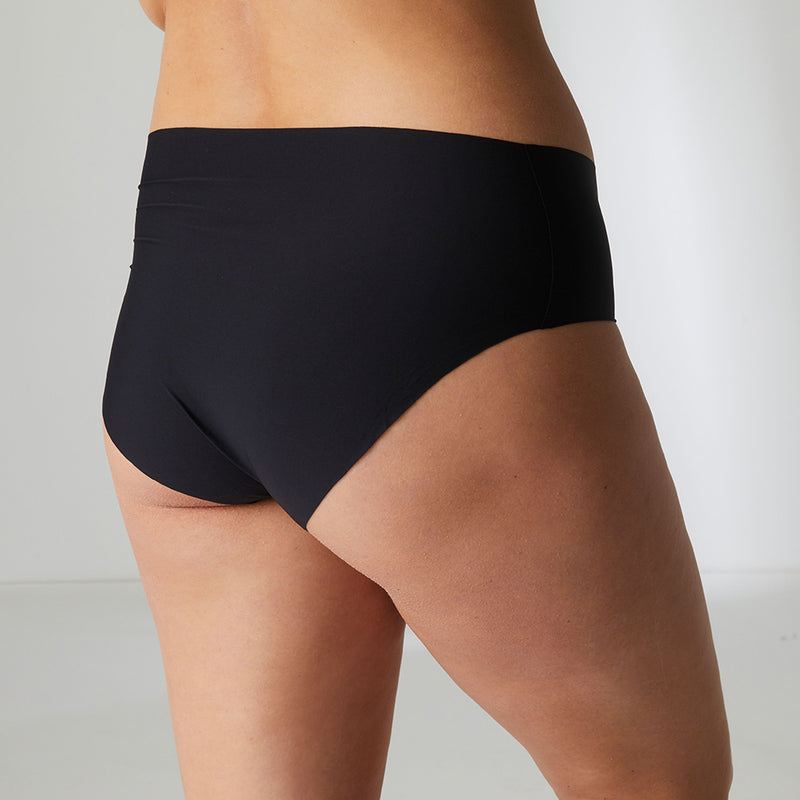 black basic knicker