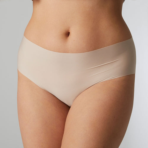 simone perele nude invisible brief