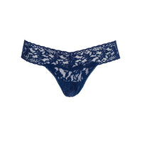 Signature Lace Low Rise Thong