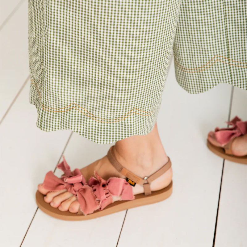 cropped gingham trousers detail