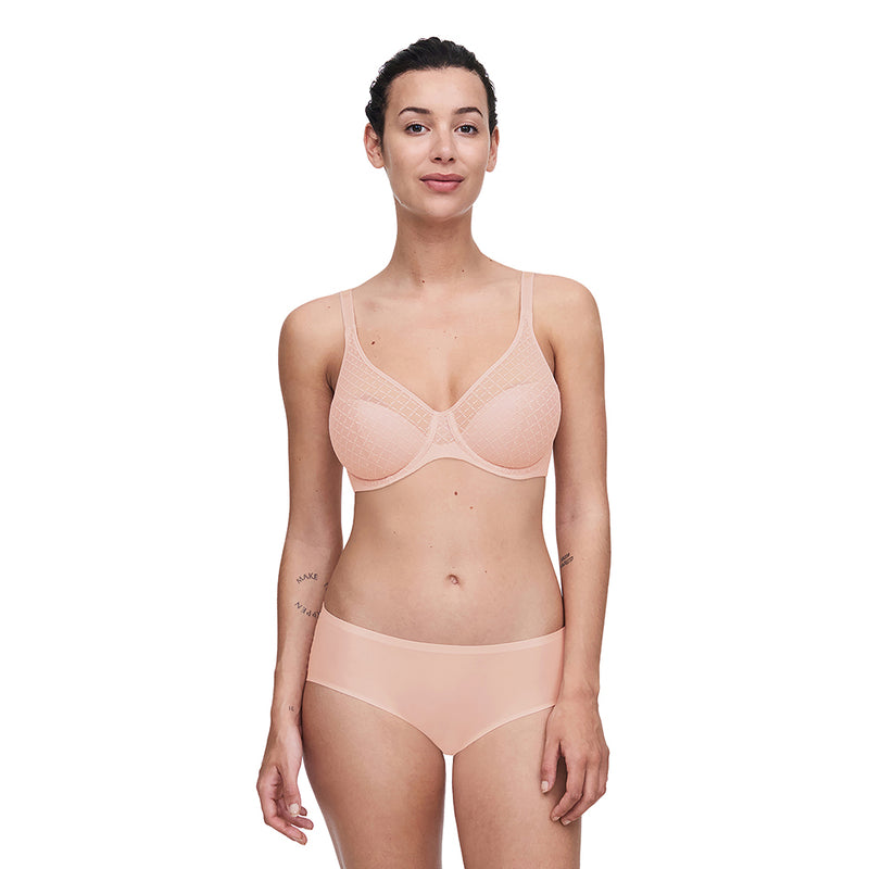 nude chantelle bra