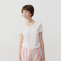 white t shirt