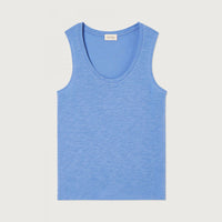blue vest