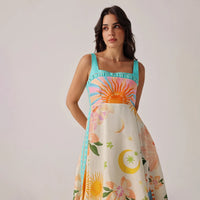 sun dress detail