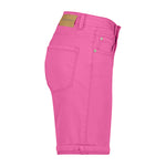 pink short trousers