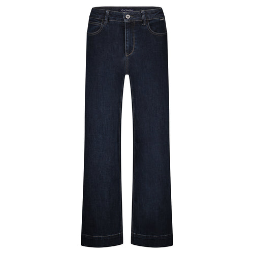 red button classiv jeans
