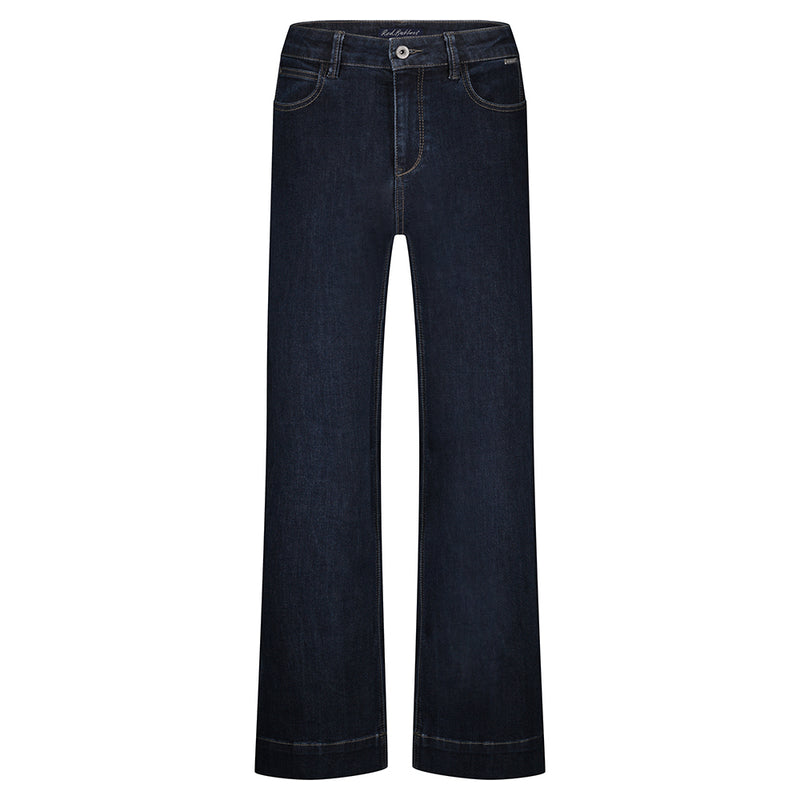 red button classiv jeans