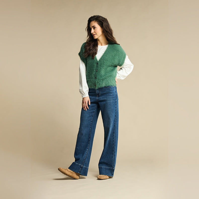 red button denim