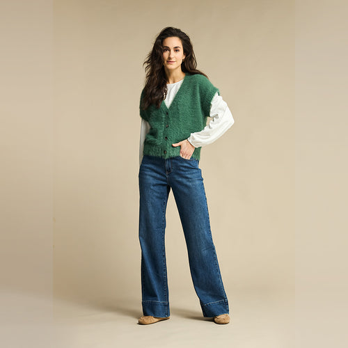 red button jeans