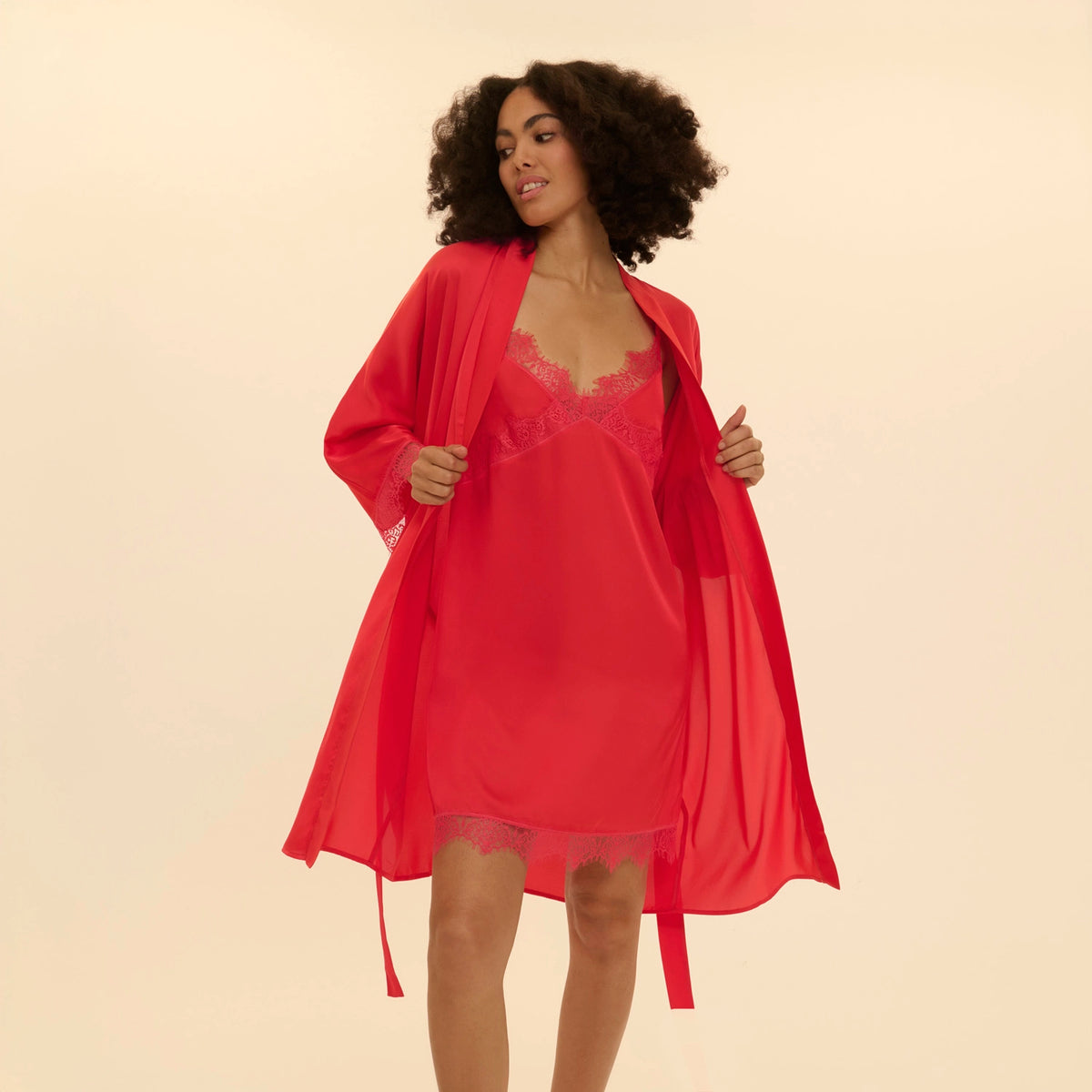 simone perele nightie and dressing gown