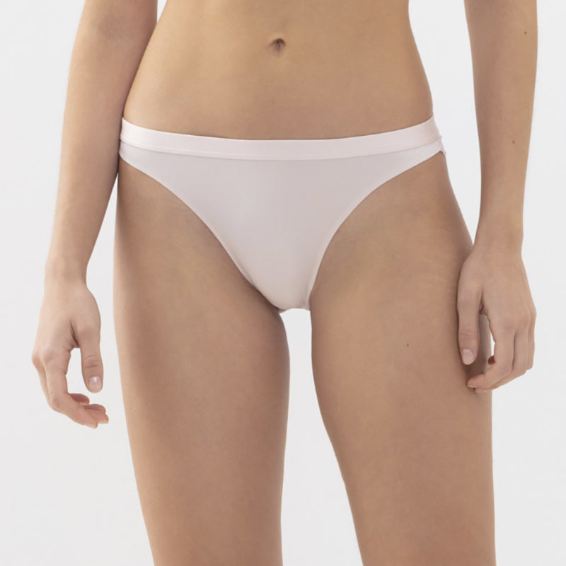 Serie Poetry Fame Brazilian Brief