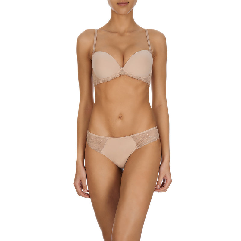 Delice thong, Nude