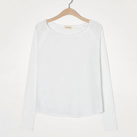 white long sleeve t shirt