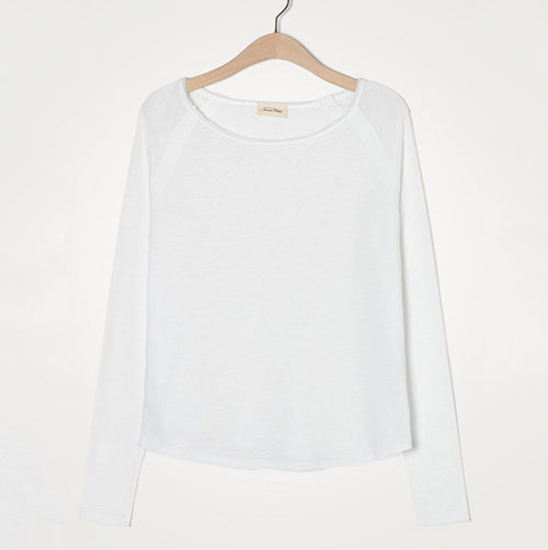 white long sleeve t shirt