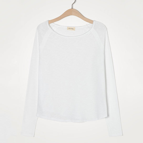 white long sleeve t shirt
